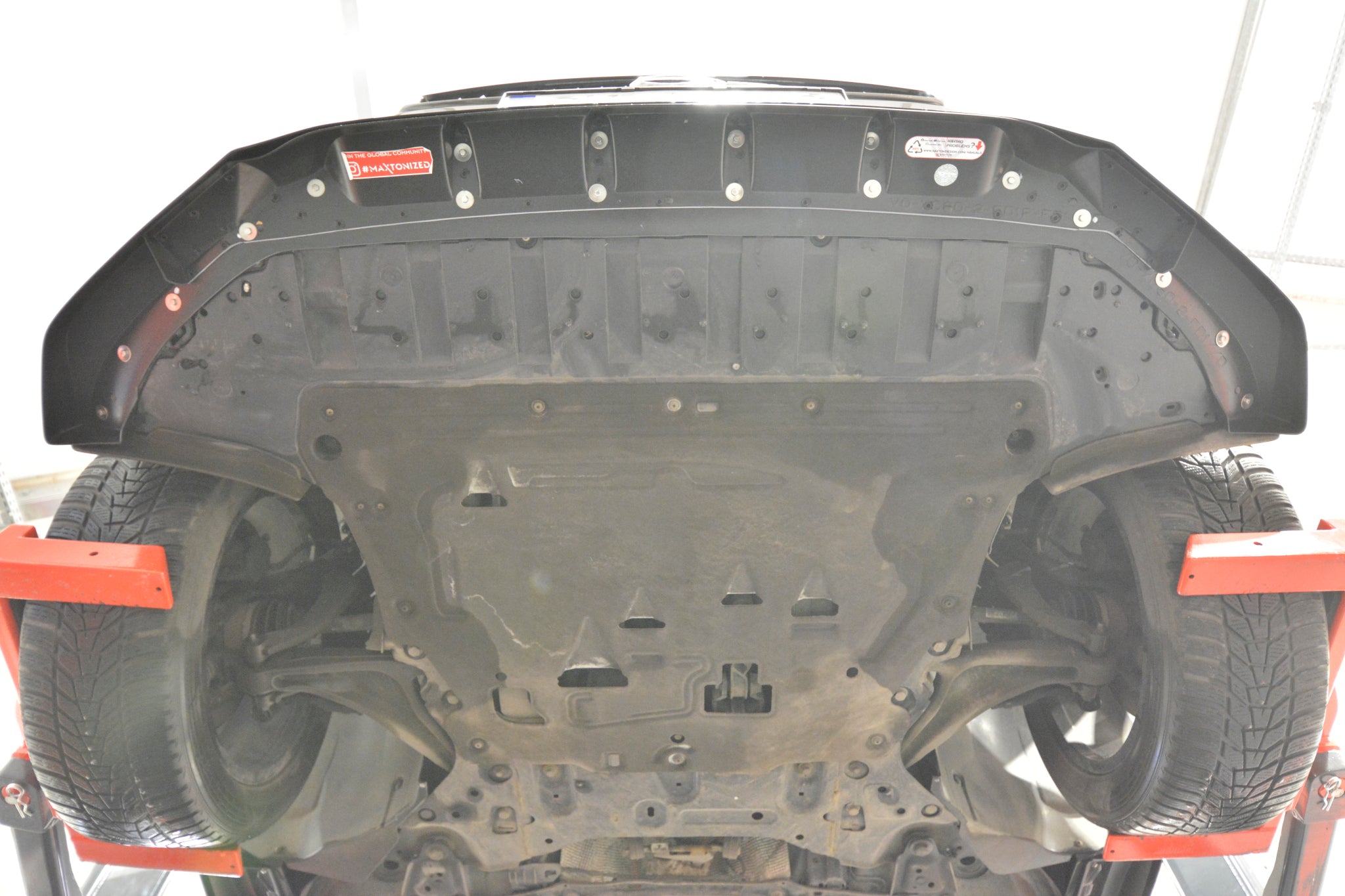 Prelungire splitter bara fata Volvo XC60 Mk2 2017-2021 v4 - Maxton Design