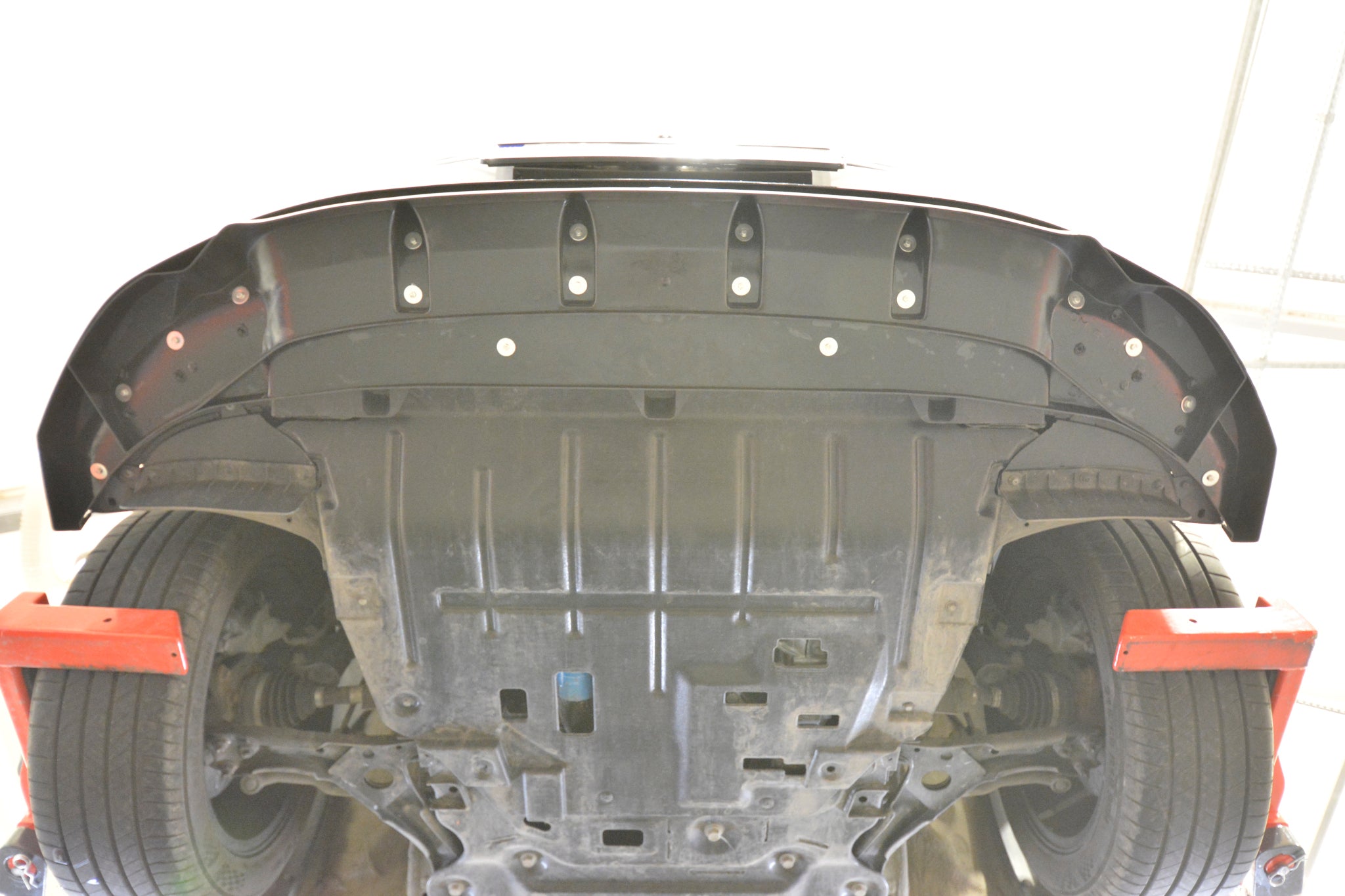 Prelungire splitter bara fata Omoda 5 Mk1 2022- v1 - Maxton Design