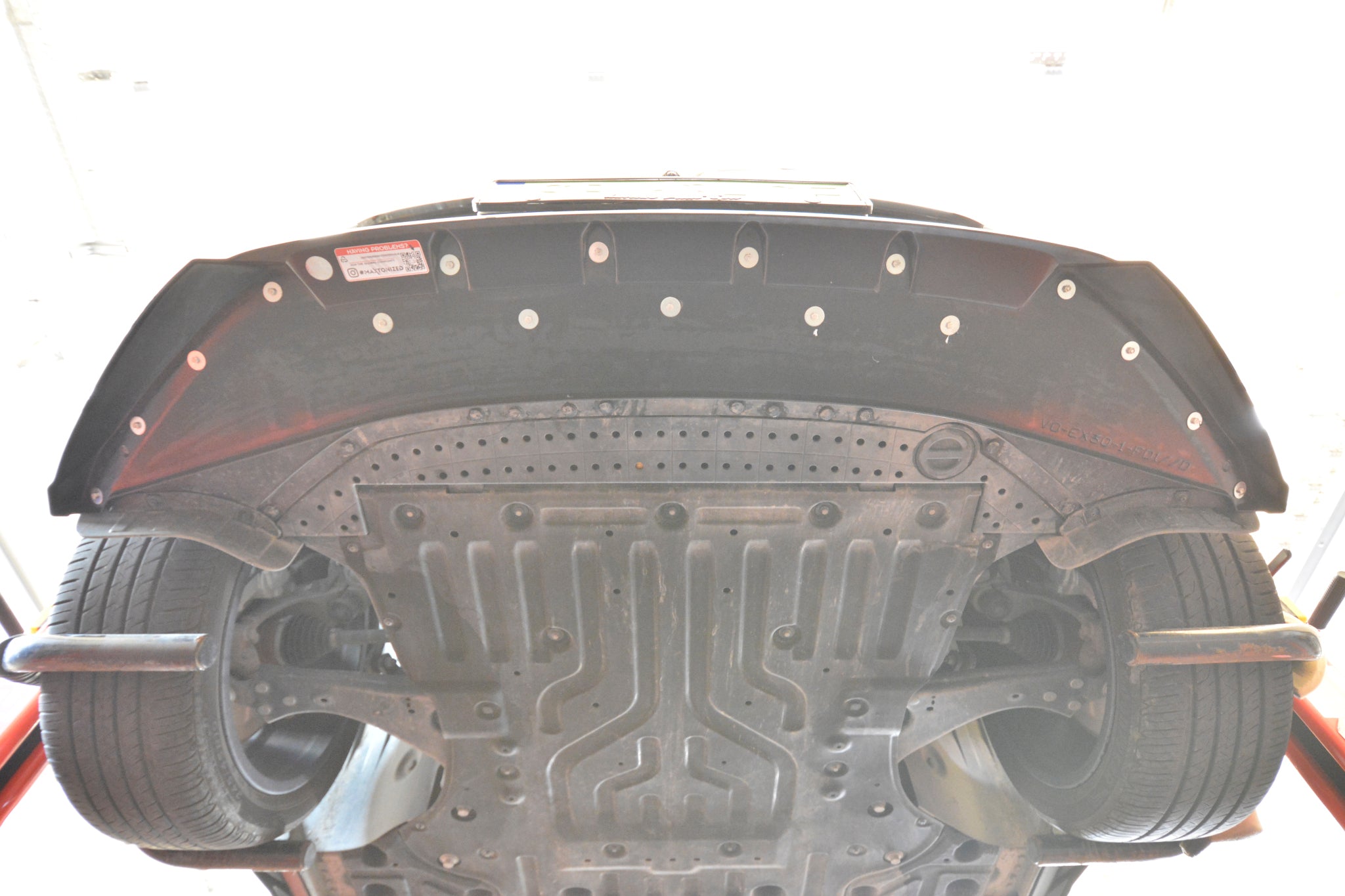 Prelungire splitter bara fata Volvo EX30 Mk1 2023- v1 - Maxton Design