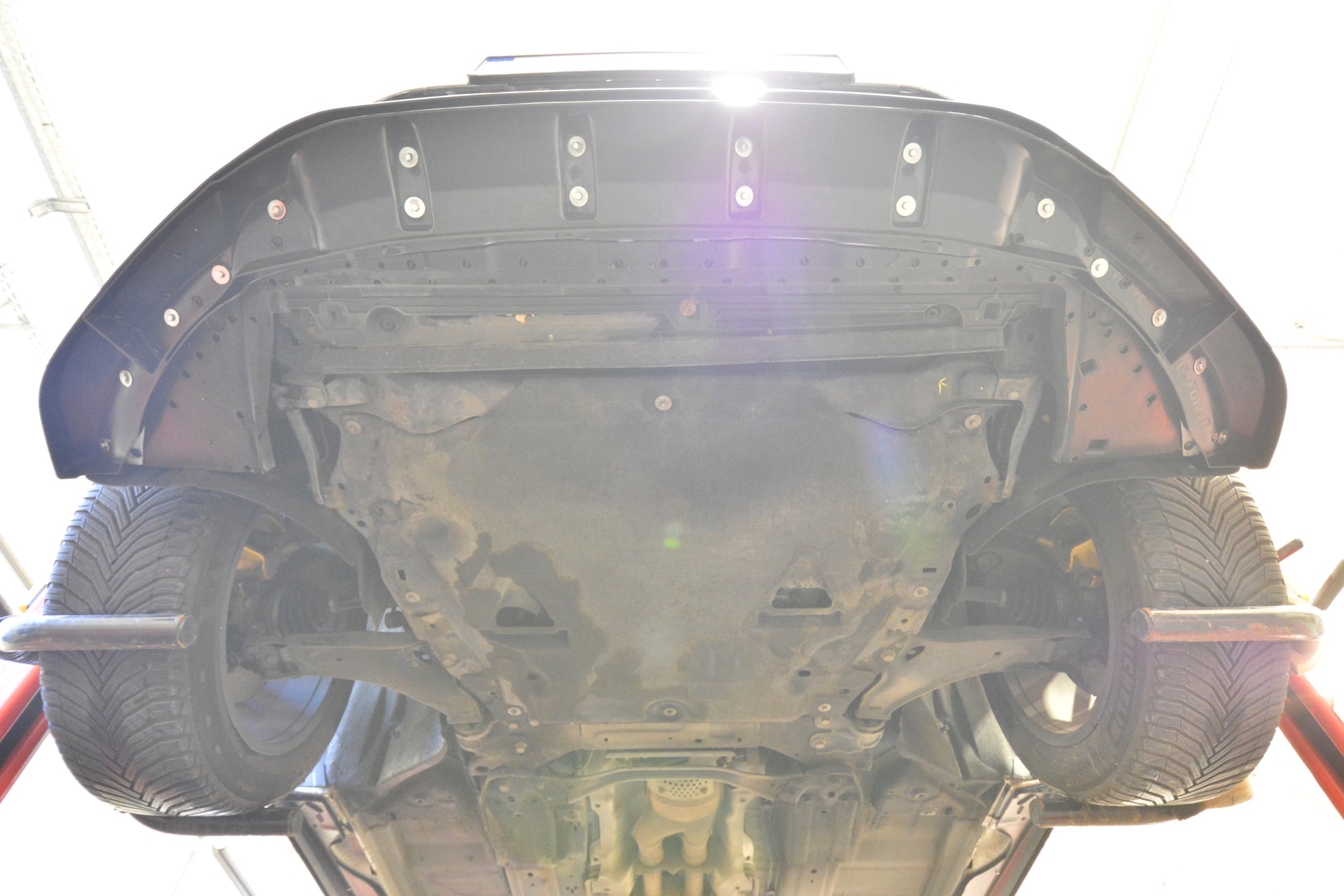 Prelungire splitter bara fata Volvo XC60 Mk1 Facelift 2013-2017 v4 - Maxton Design