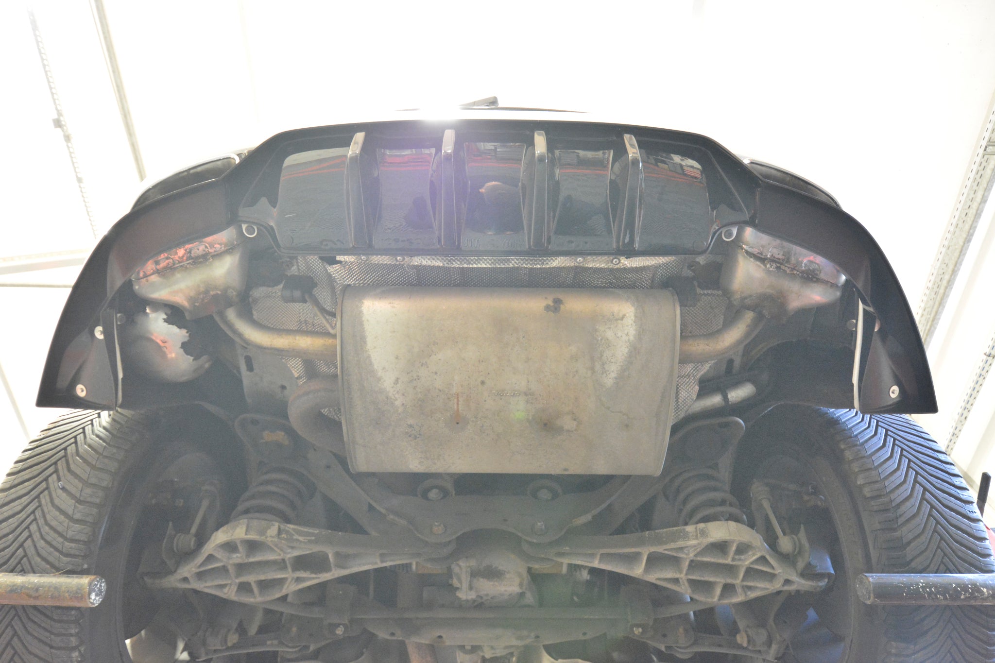 Prelungire splitter bara spate Volvo XC60 Mk1 Facelift 2013-2017 v5 - Maxton Design