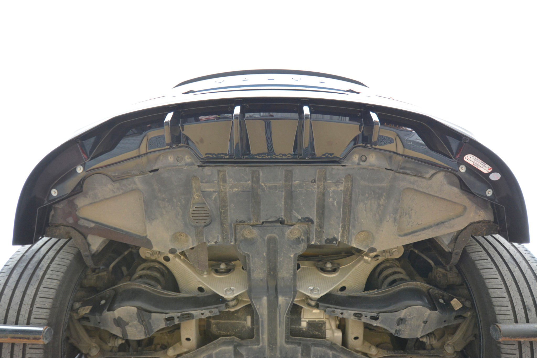 Prelungire splitter bara spate Volvo C40 Mk1 2021- v1 - Maxton Design