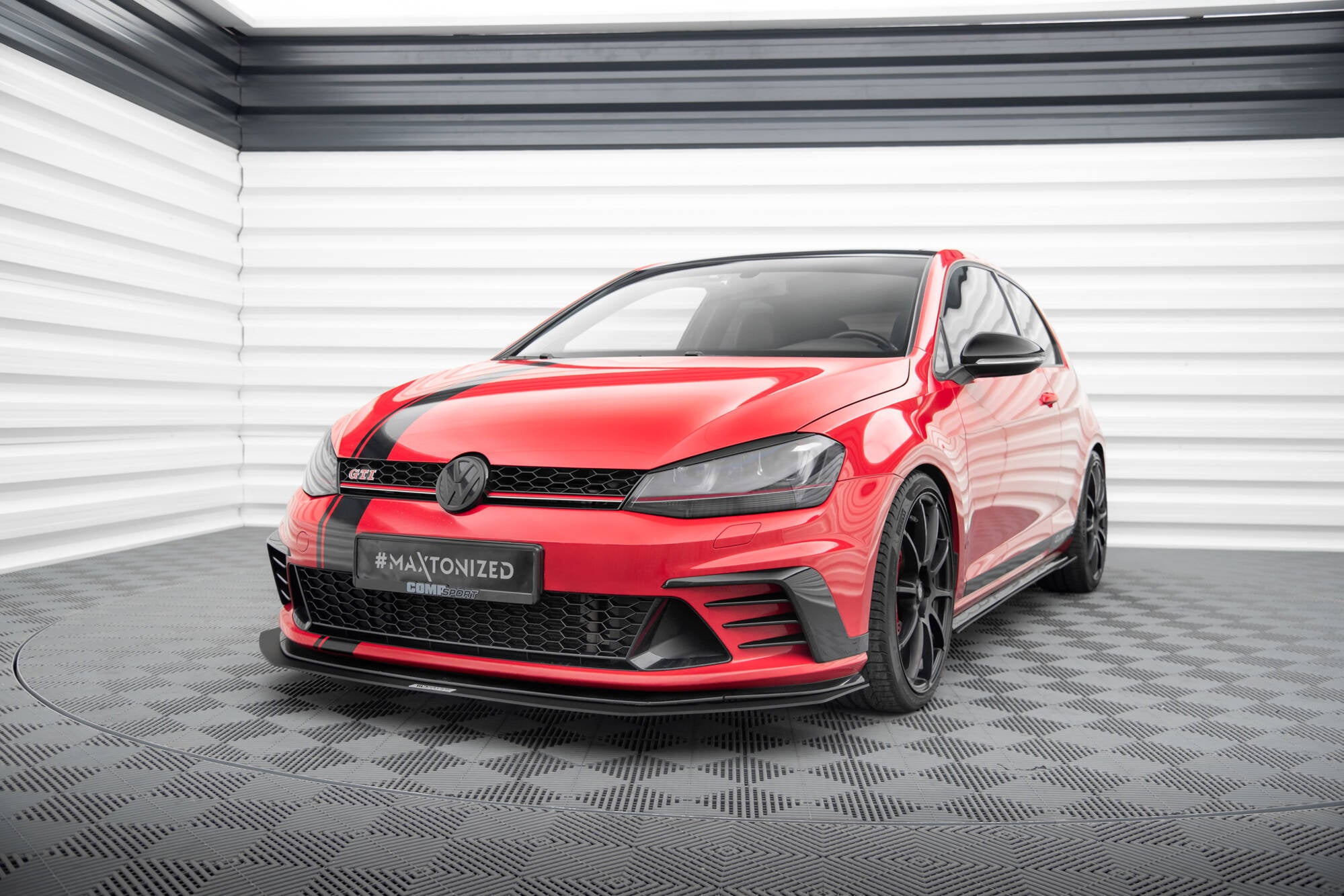 Prelungire splitter bara fata Volkswagen Golf 7 GTI Clubsport 2016-2017 v11 - Maxton Design