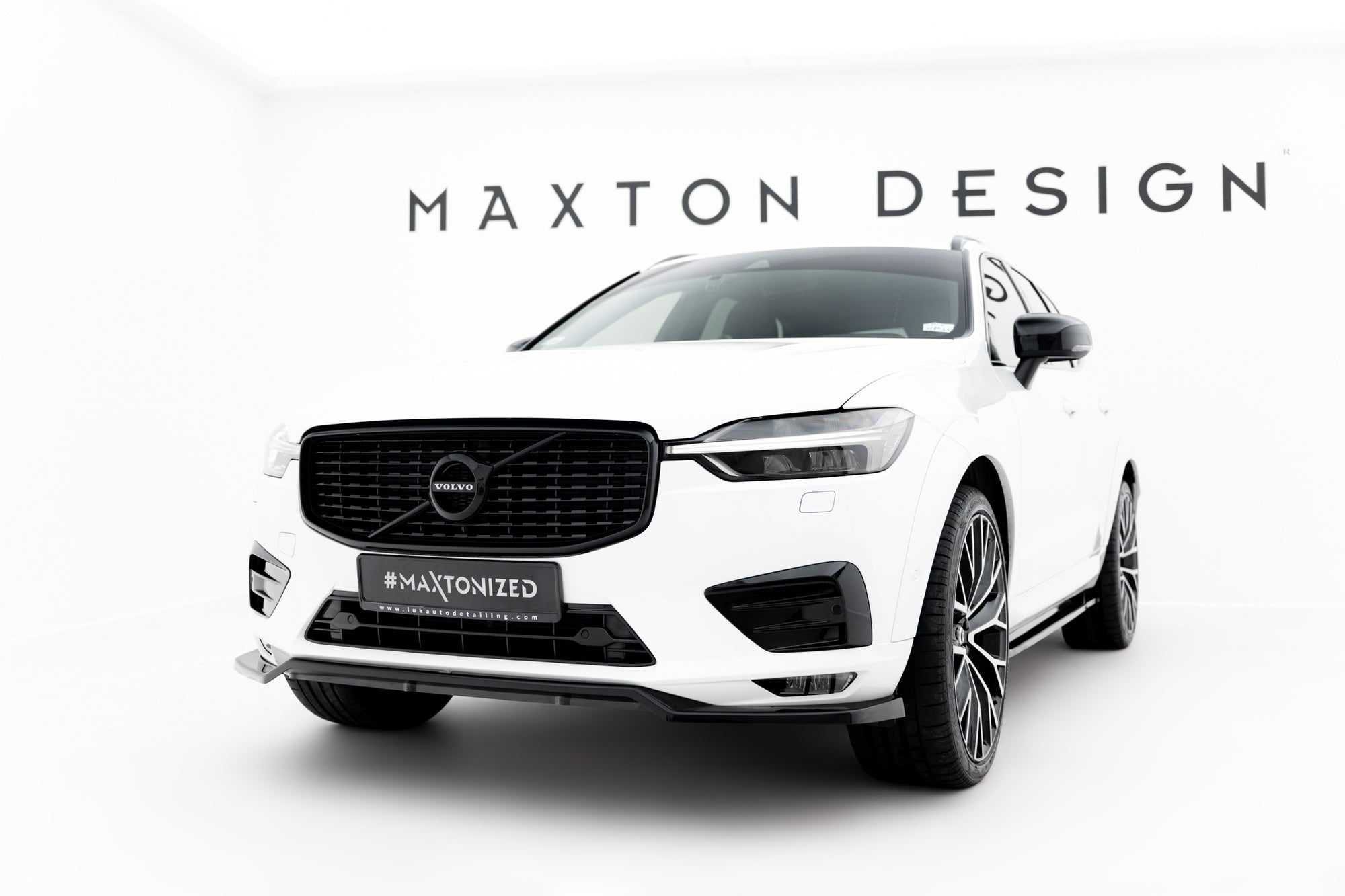 Prelungire splitter bara fata Volvo XC60 Mk2 R-Design 2017- v1 - Maxton Design