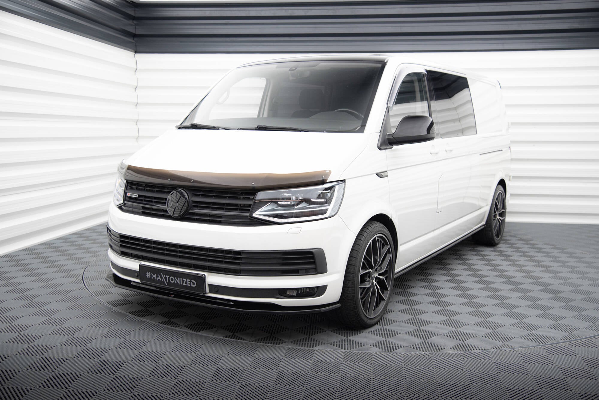 Prelungire splitter bara fata Volkswagen T6 2015- v2 - Maxton Design