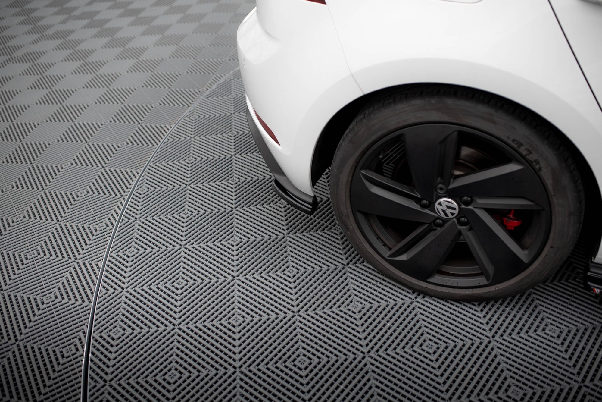 Prelungire splitter bara spate Volkswagen Golf 7 GTI Facelift 2017- v5 - Maxton Design