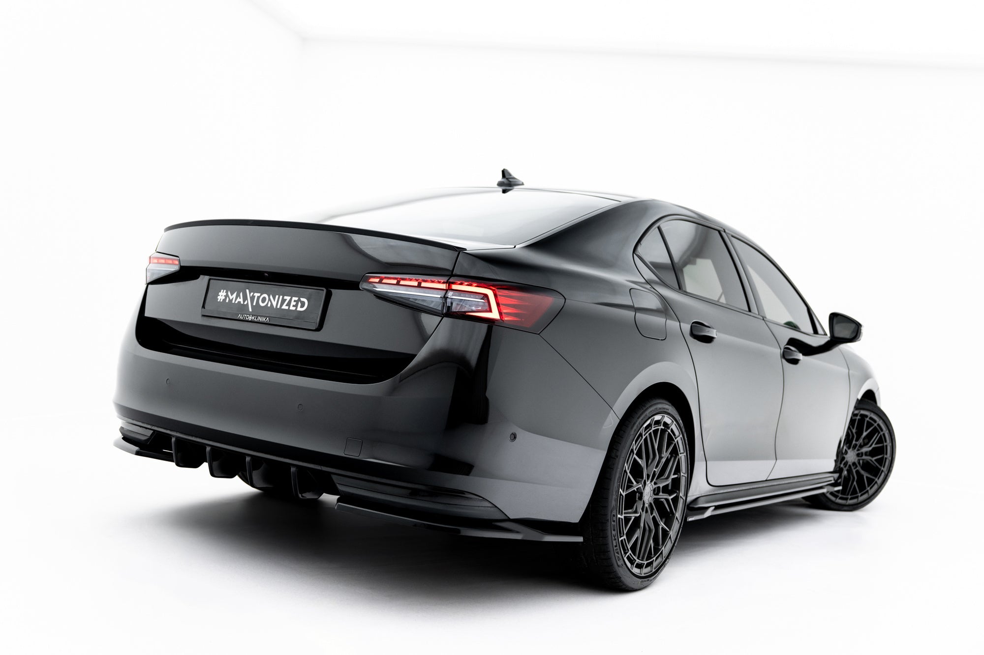 Prelungire splitter bara spate Skoda Superb Mk4 2024- v2 - Maxton Design