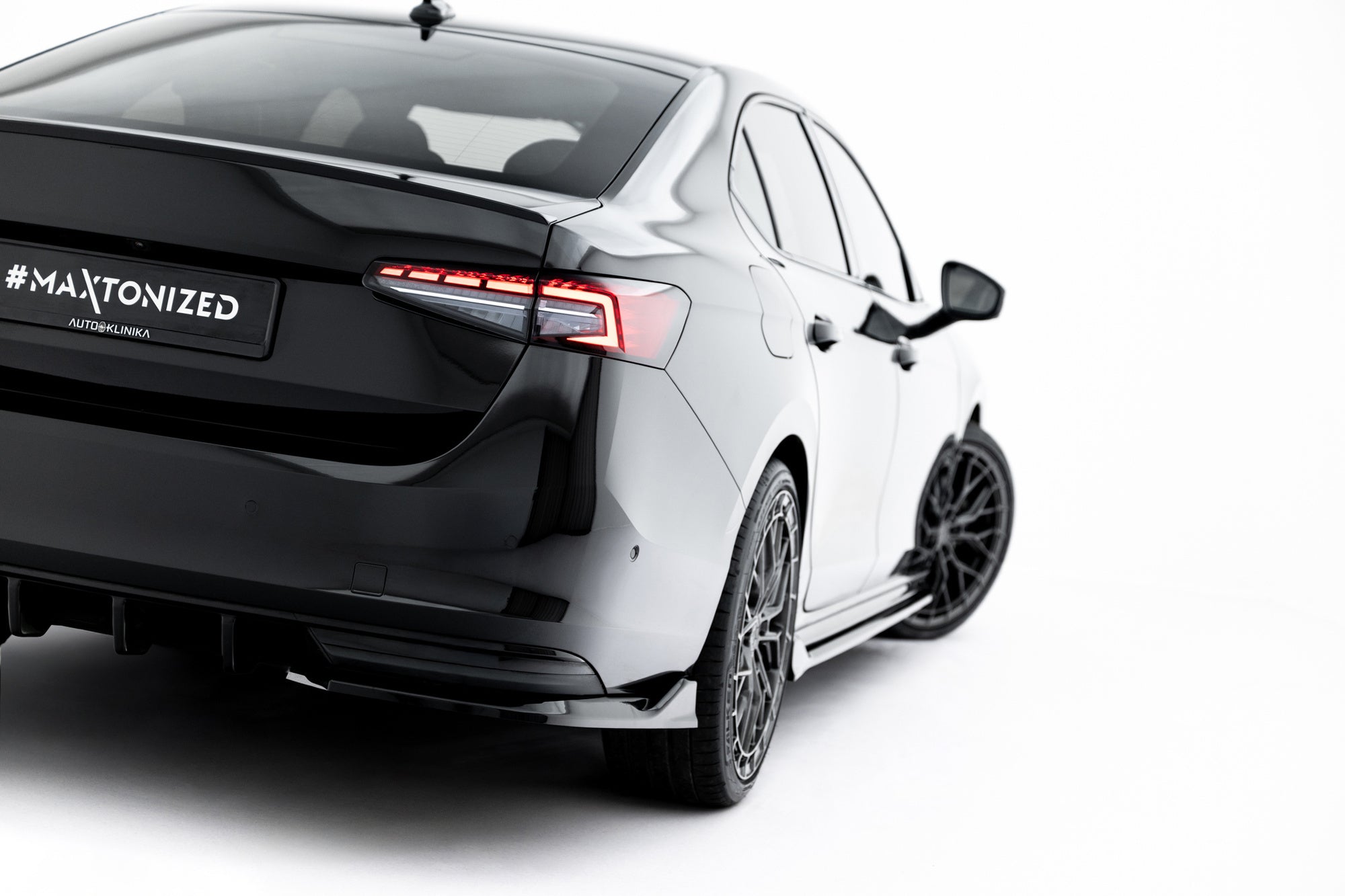 Prelungire splitter bara spate Skoda Superb Mk4 2024- v3 - Maxton Design