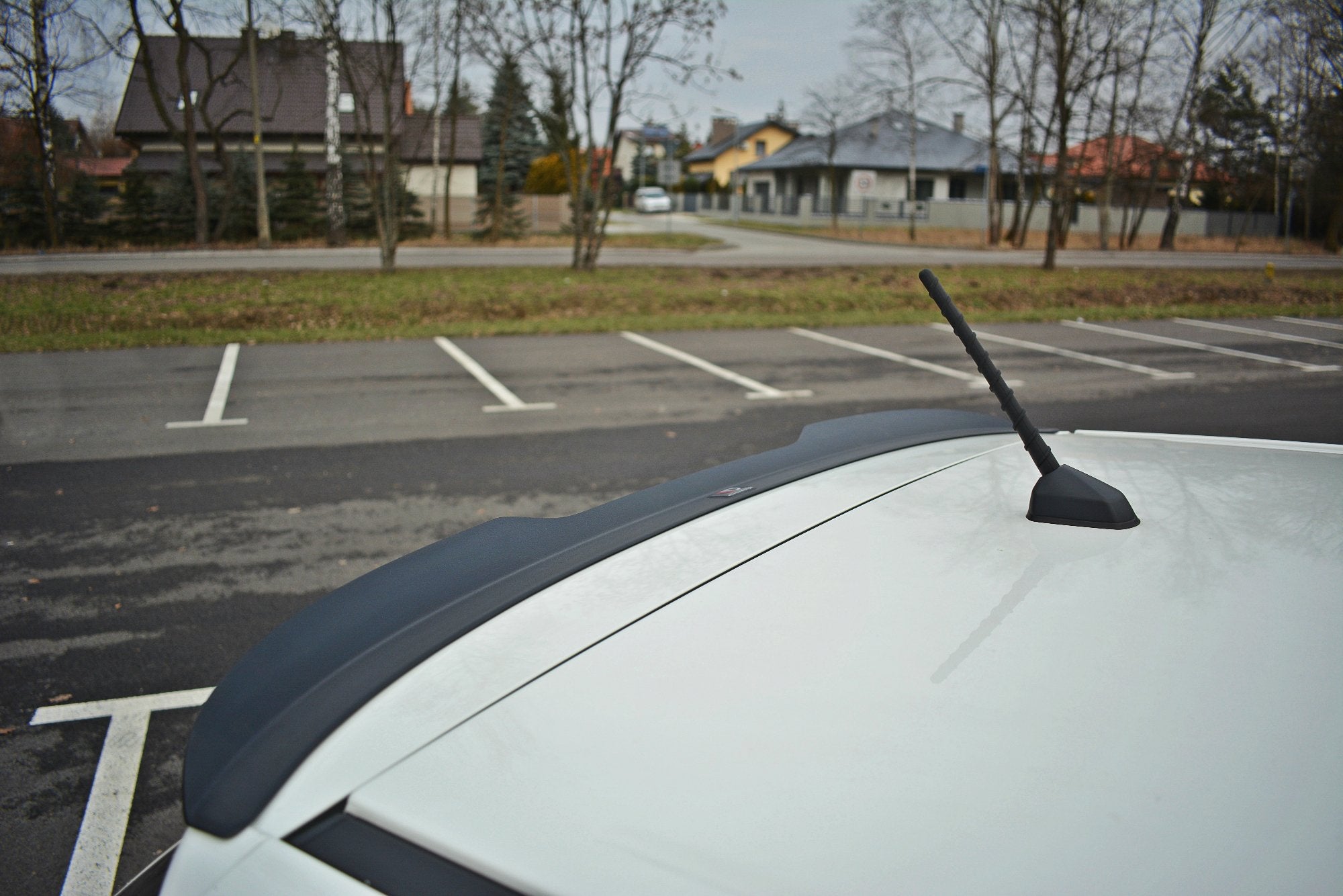 Eleron spoiler cap Ssang Yong Tivoli 2015- v1 - Maxton Design