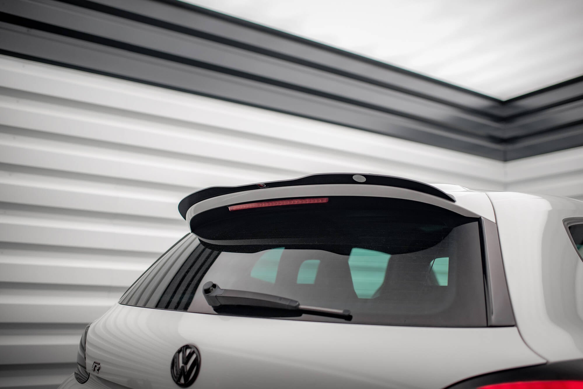 Eleron spoiler cap Volkswagen Scirocco R Mk3 2009-2013 v1 - Maxton Design