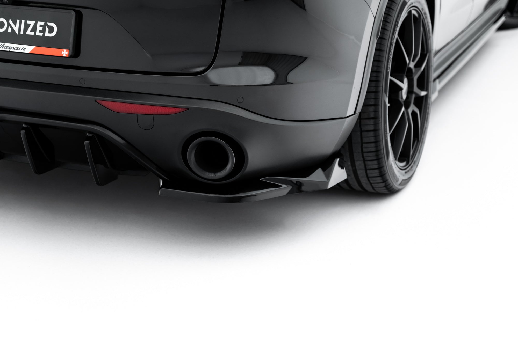 Pachet Exterior Prelungiri Body kit tuning Alfa Romeo Stelvio Mk1 2016-2022 v3 - Maxton Design