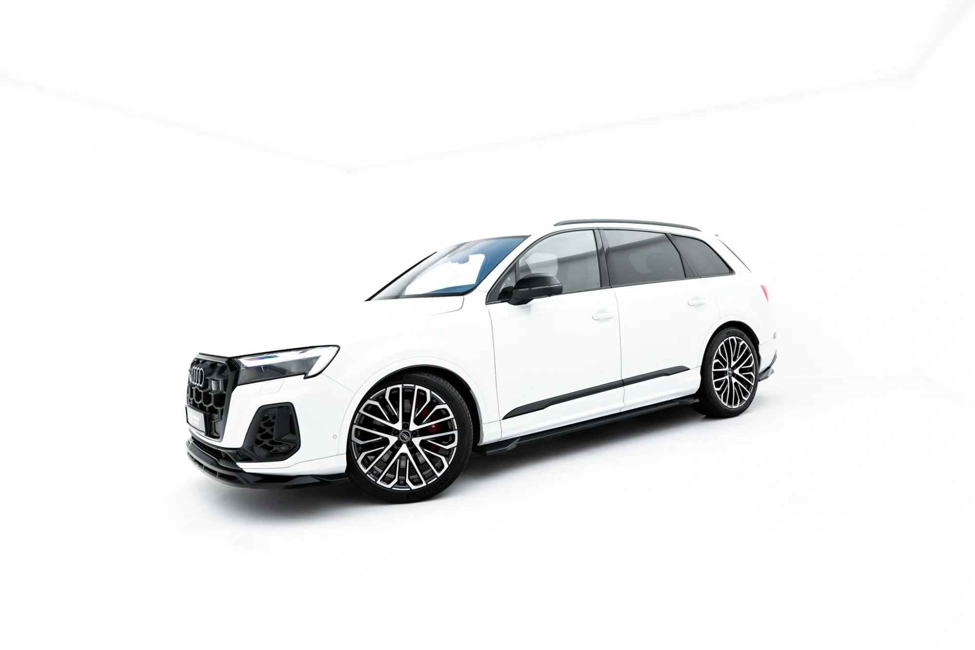 Praguri laterale Audi SQ7 Mk2 Facelift 2 - Maxton Design