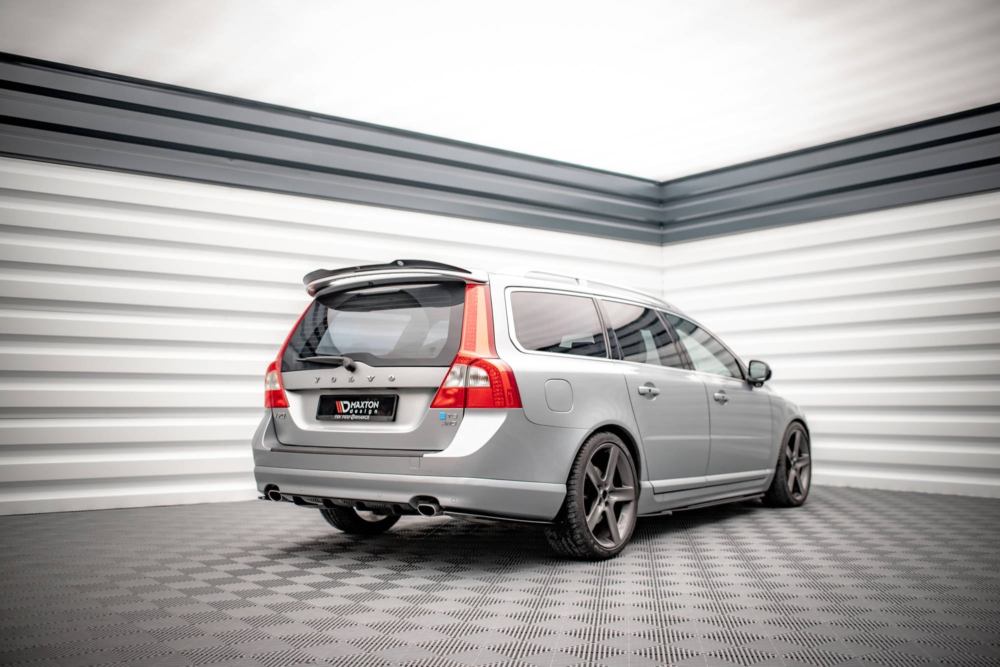 Eleron spoiler cap Volvo V70 Mk3 2007-2013 v2 - Maxton Design