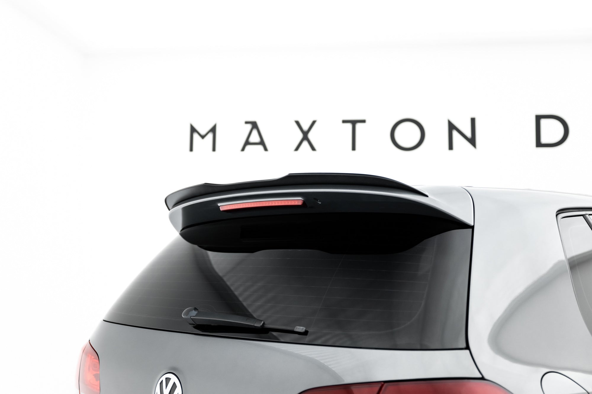 Eleron Volkswagen Golf 6 GTI R 2008-2012 v1 - Maxton Design