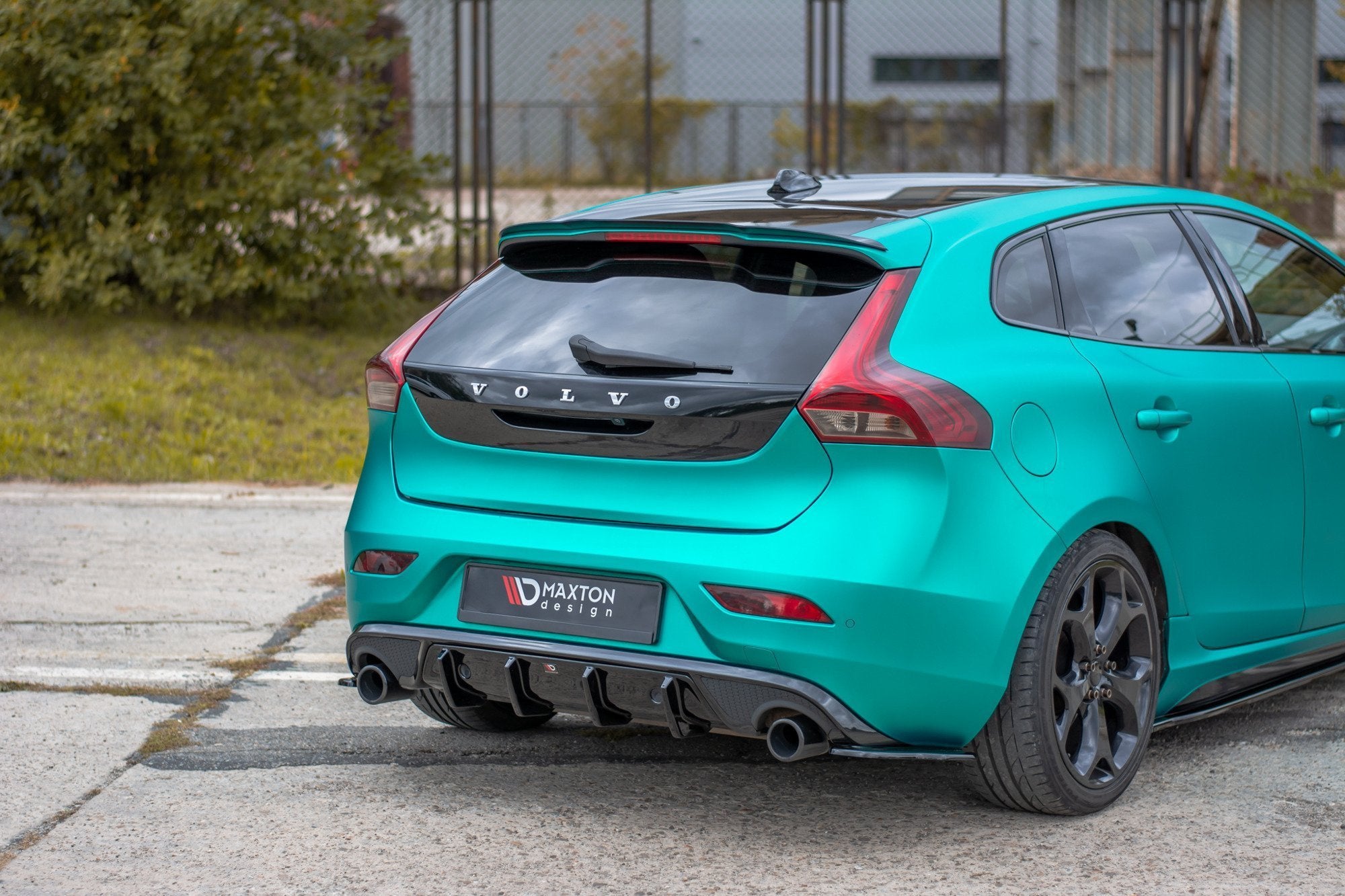 Eleron Volvo V40 R-Design 2012-2019 v1 - Maxton Design
