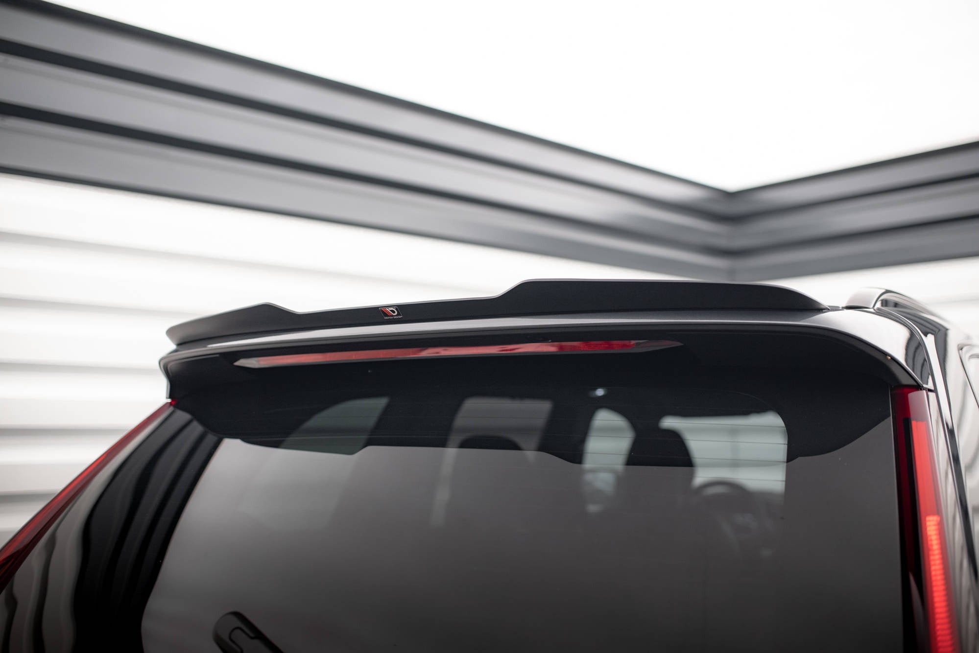 Eleron spoiler cap Volvo XC90 R-Design Mk2 Facelift 2019- v1 - Maxton Design