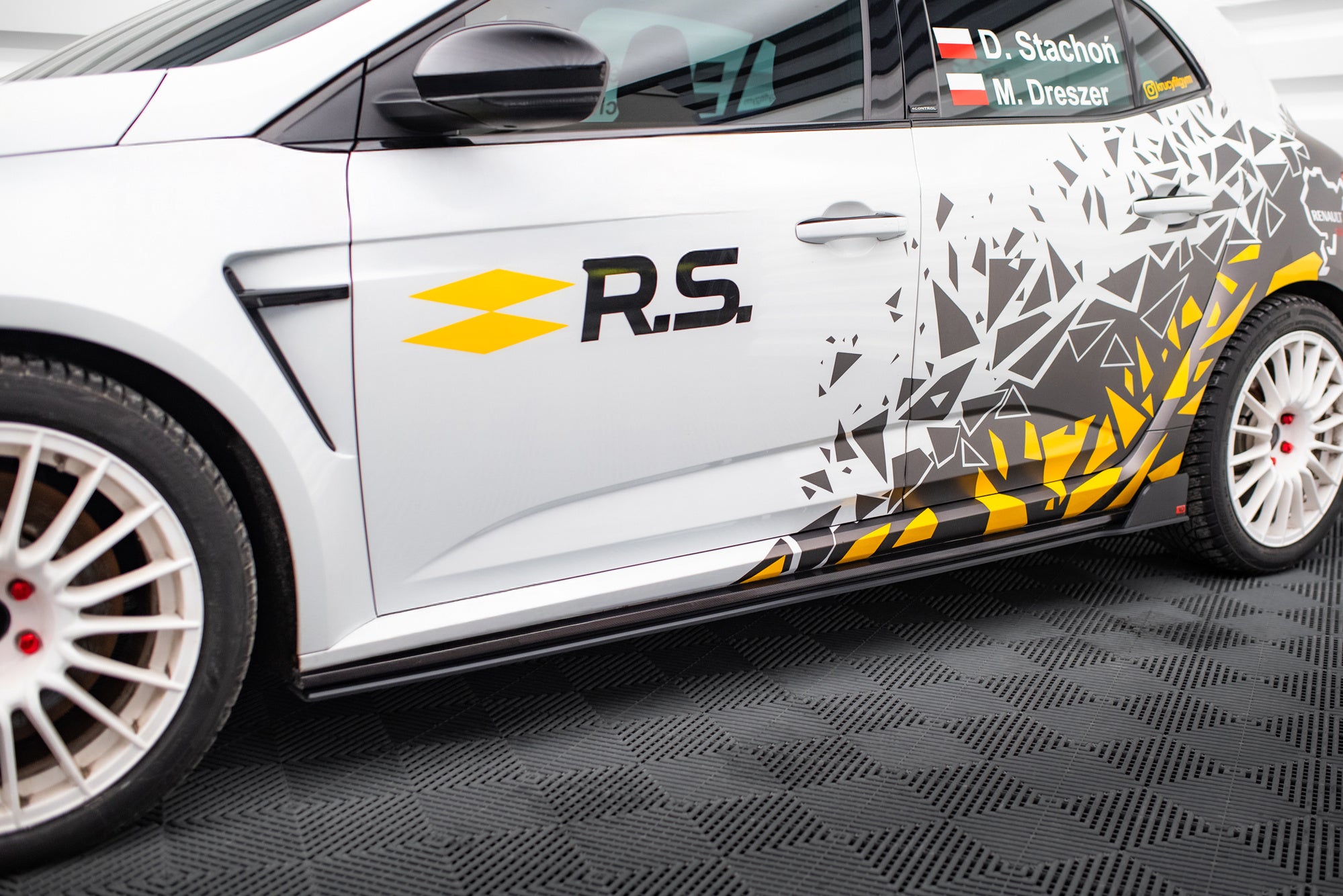 Praguri Renault Megane RS Mk4 2018-2020 v7 - Maxton Design