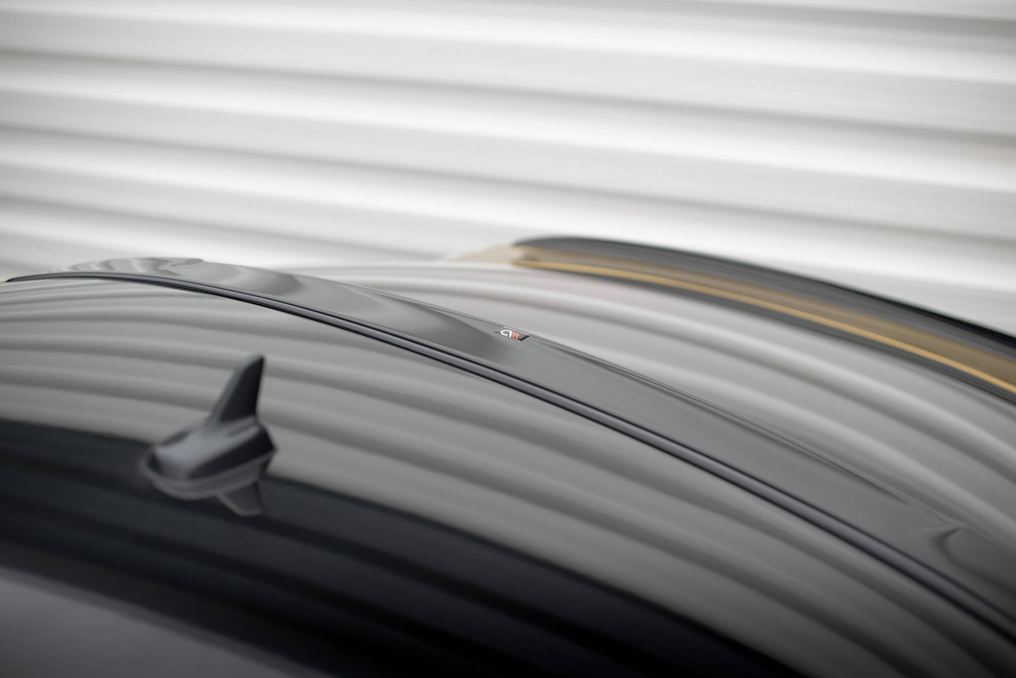 Eleron luneta Volkswagen Arteon 2017- v1 - Maxton Design